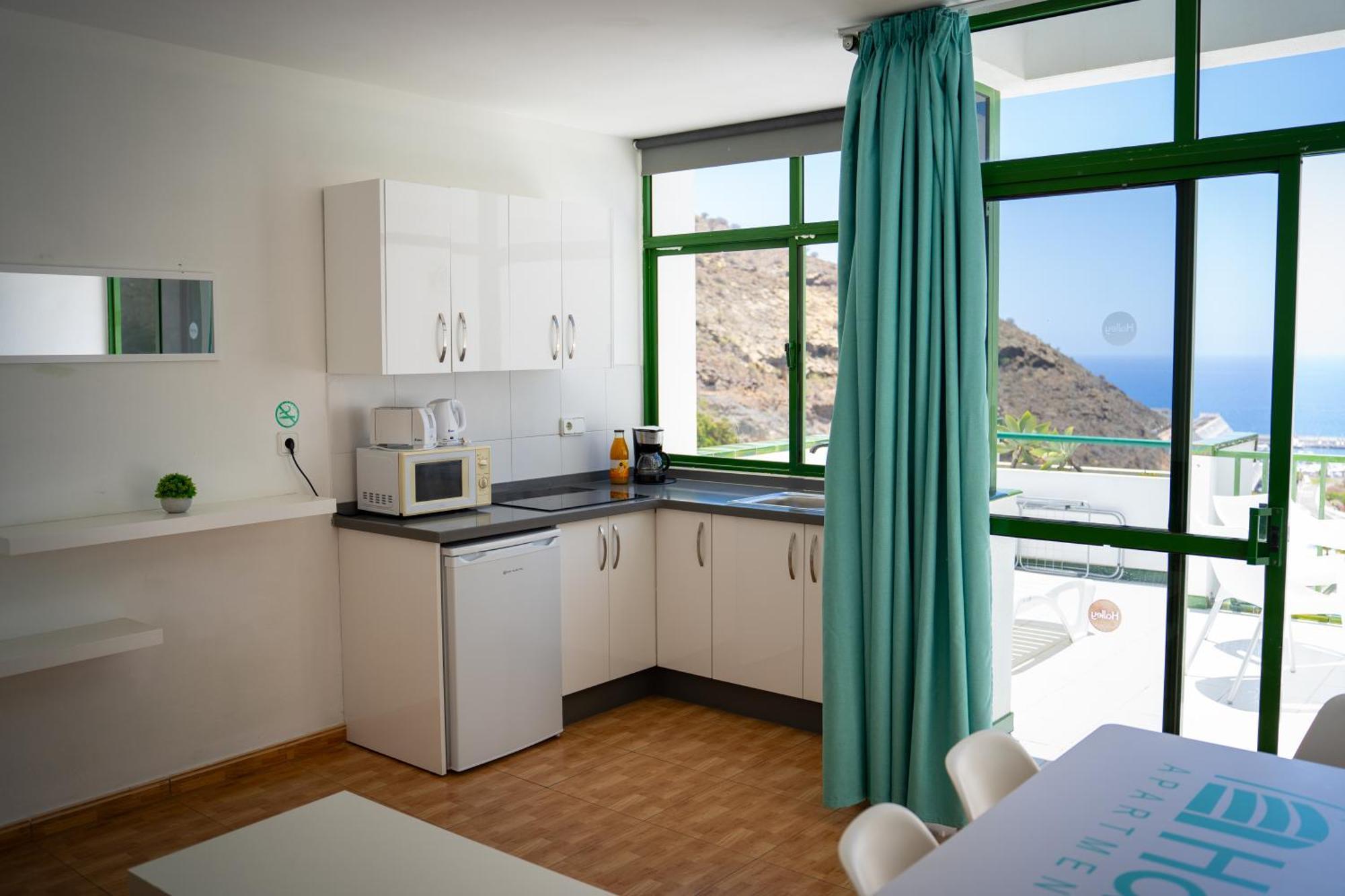 Apart-hotel Halley 2*